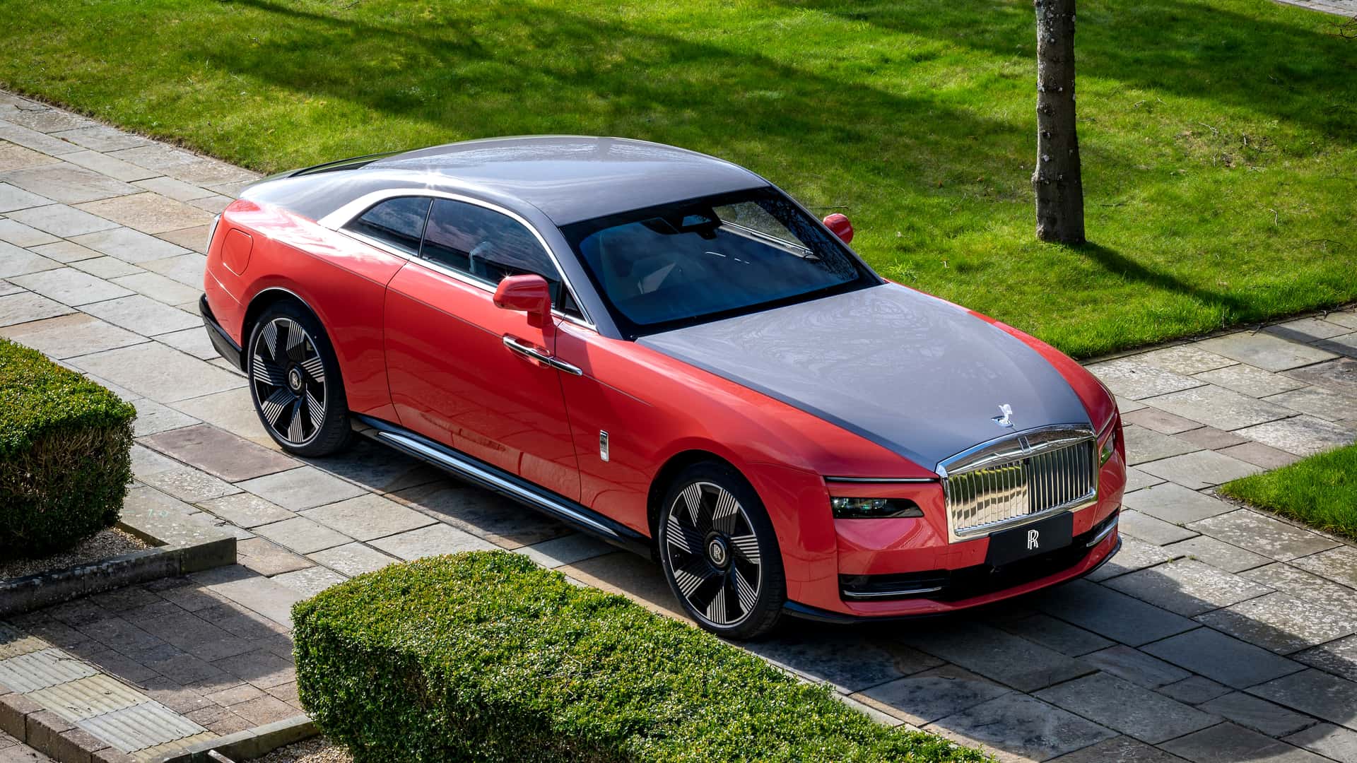Rolls-Royce Motor Cars Melancarkan ‘Spirit of Expression’—Tiga Komisen Eksklusif