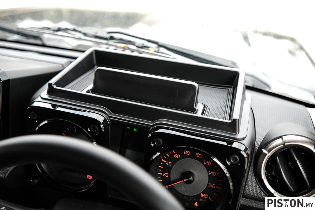 Review: Suzuki Jimny - Old School Charm Is Hard To Resist!