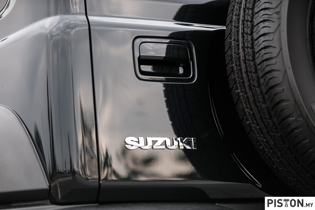 Review: Suzuki Jimny - Old School Charm Is Hard To Resist!