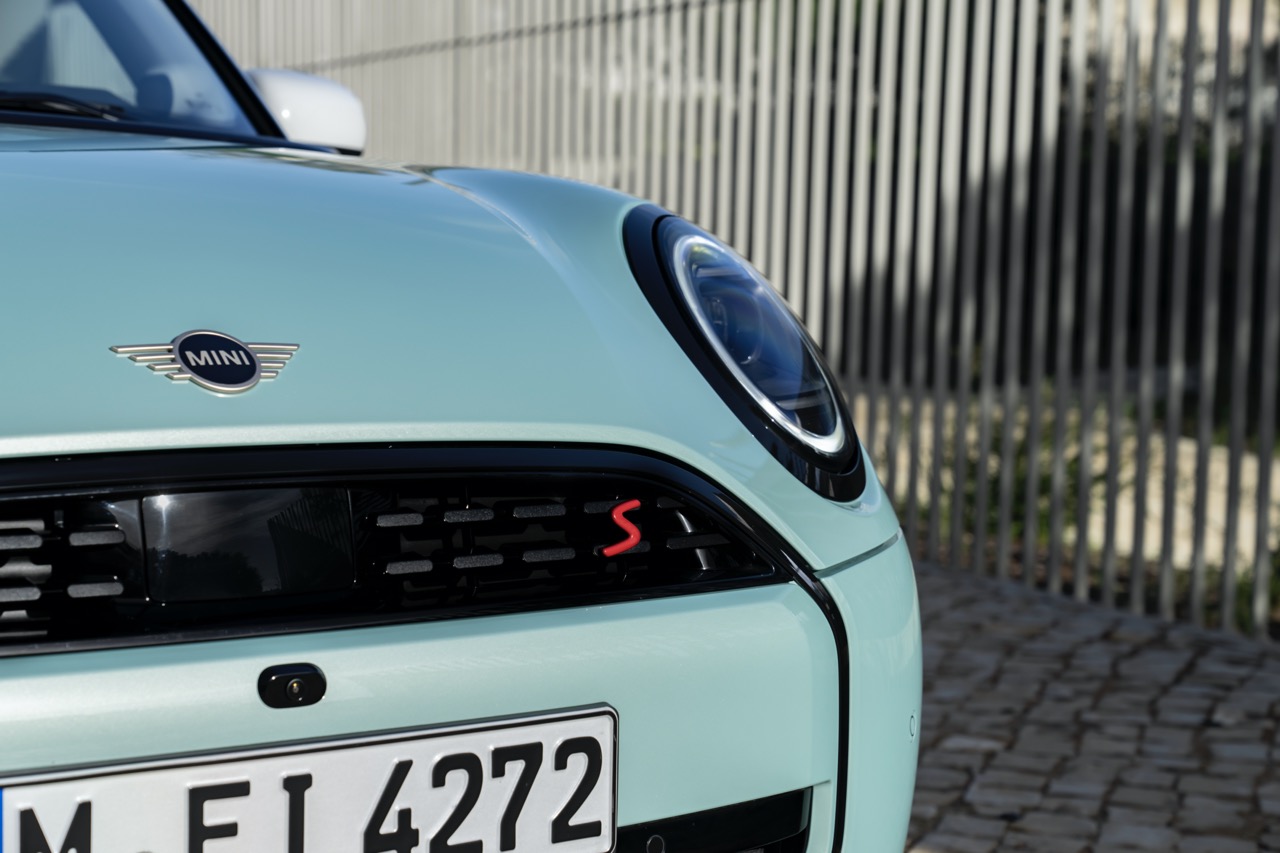 Mini Cooper S Baharu dalam Trim Klasik: Enjin Elektrik dan Petrol