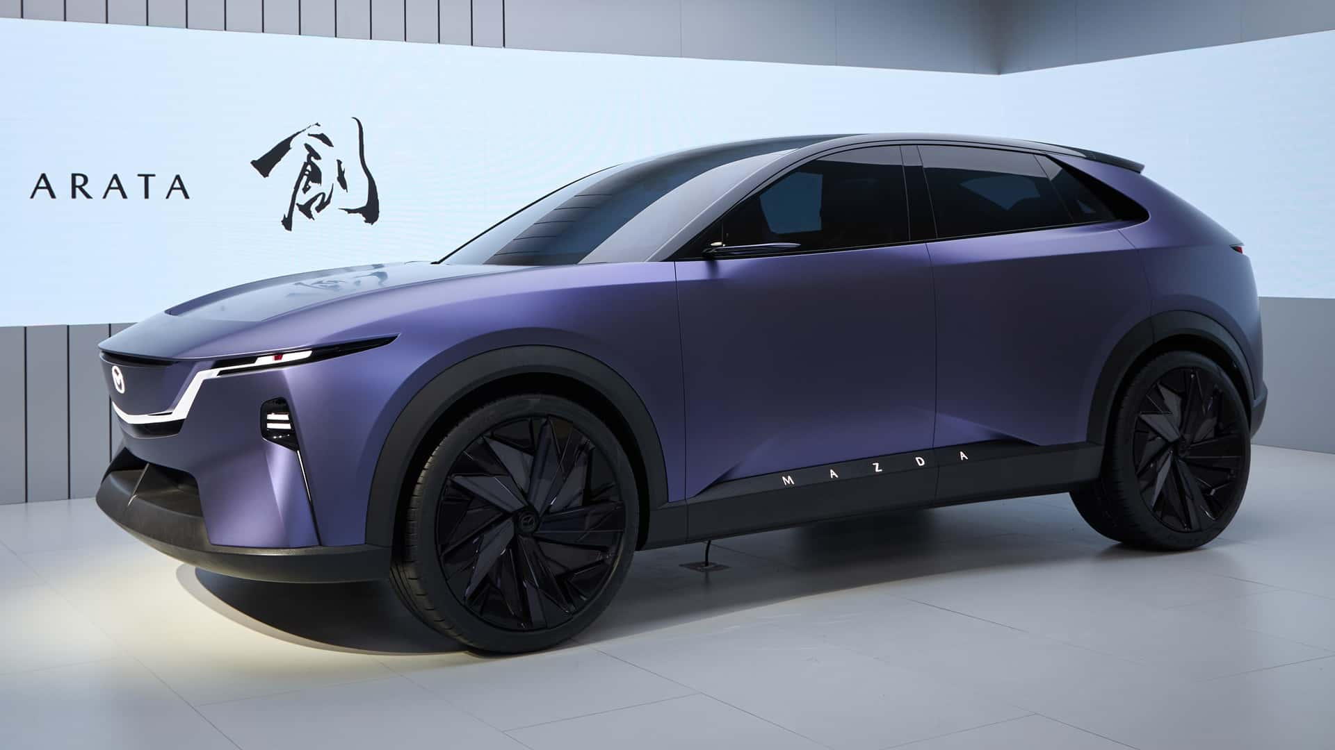 Mazda Memperkenalkan Konsep SUV Arata – Pilihan EV dan PHEV