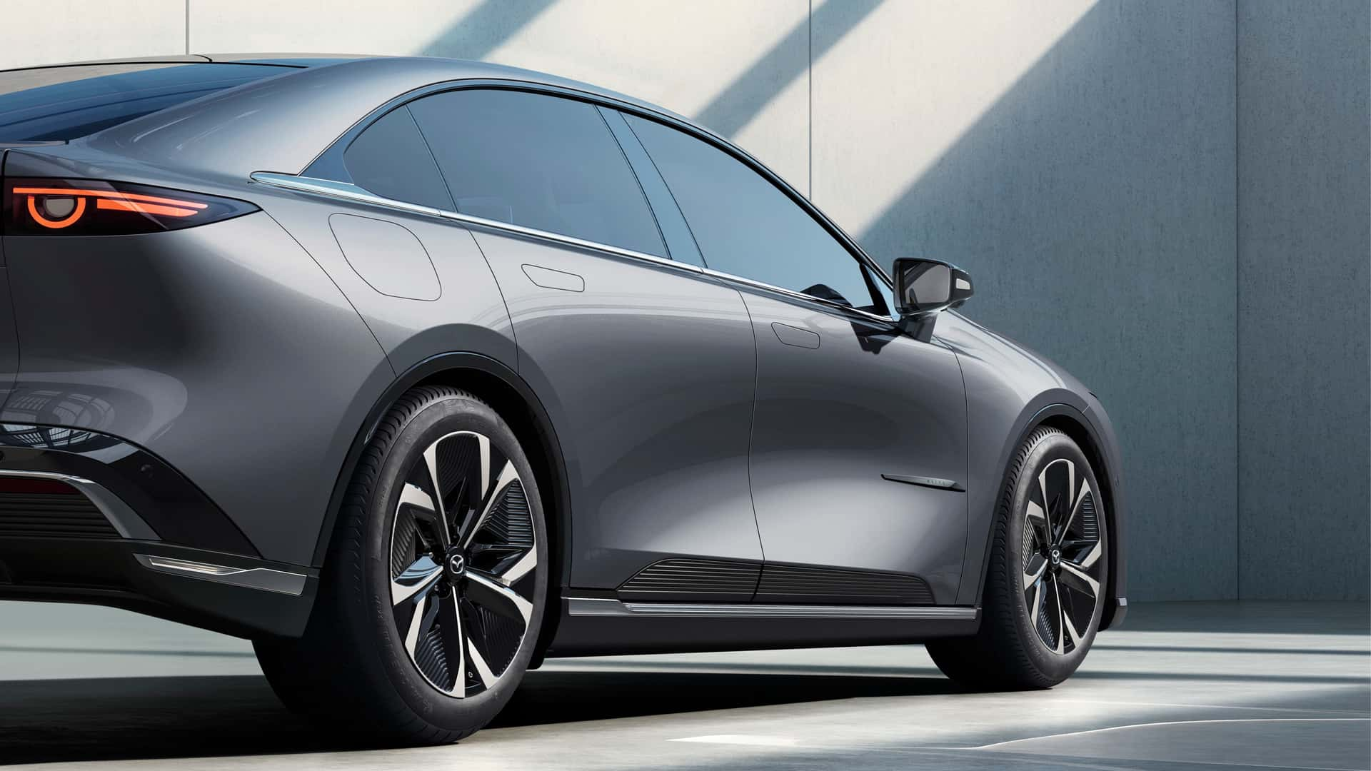 Mazda EZ-6 Dilancarkan Untuk Pasaran China – Jarak Pemanduan EV 600km, PHEV 1,000km!