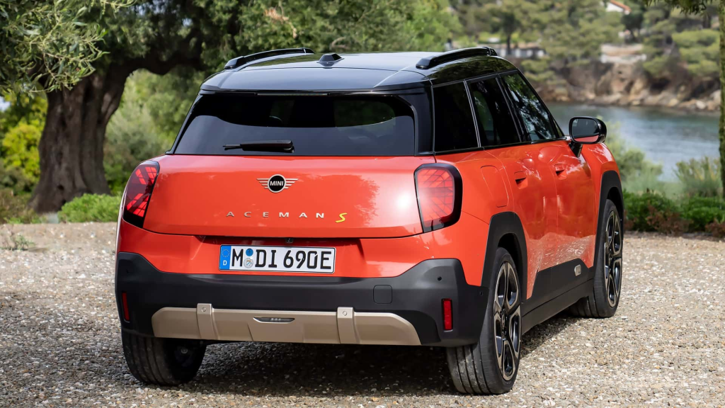 Mini Memperkenalkan Aceman Baharu dengan Dua Pilihan Powertrain