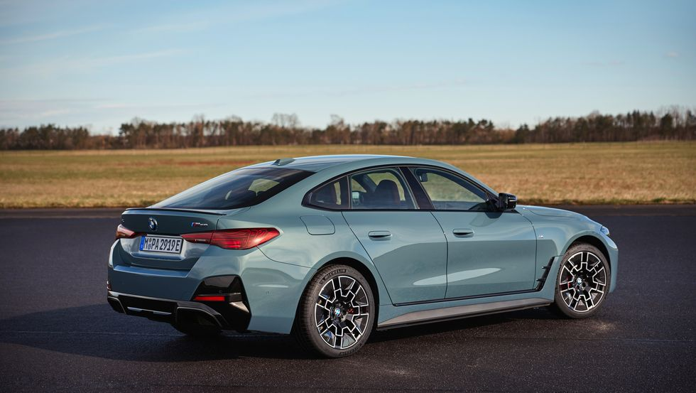 BMW i4 dan 4 Series Gran Coupe Baharu Menerima Perubahan Kecil