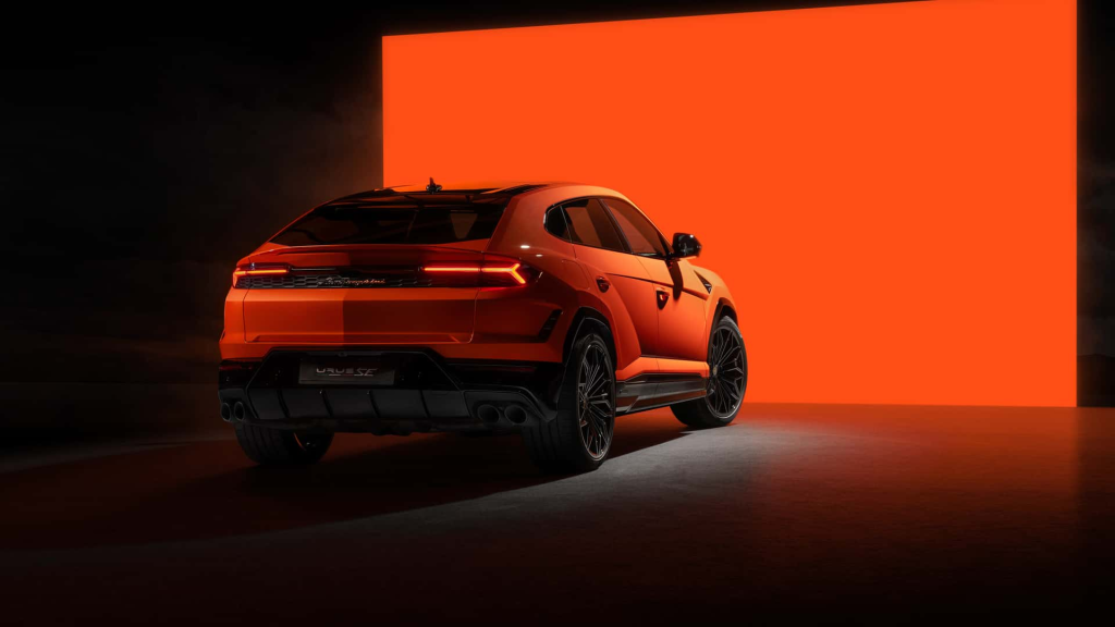 Lamborghini Urus SE: Super SUV Plug-in Hibrid Pertama