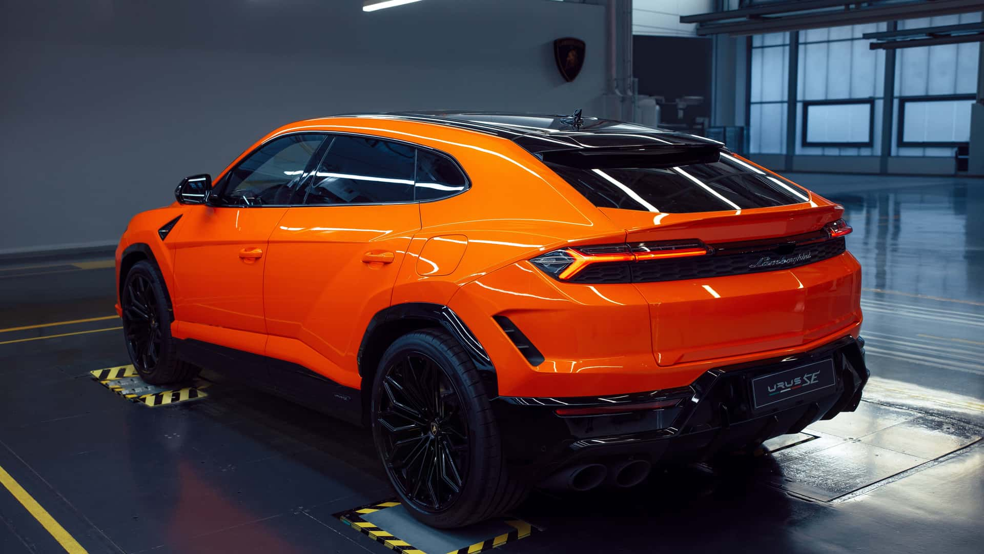 Lamborghini Urus SE: Super SUV Plug-in Hibrid Pertama