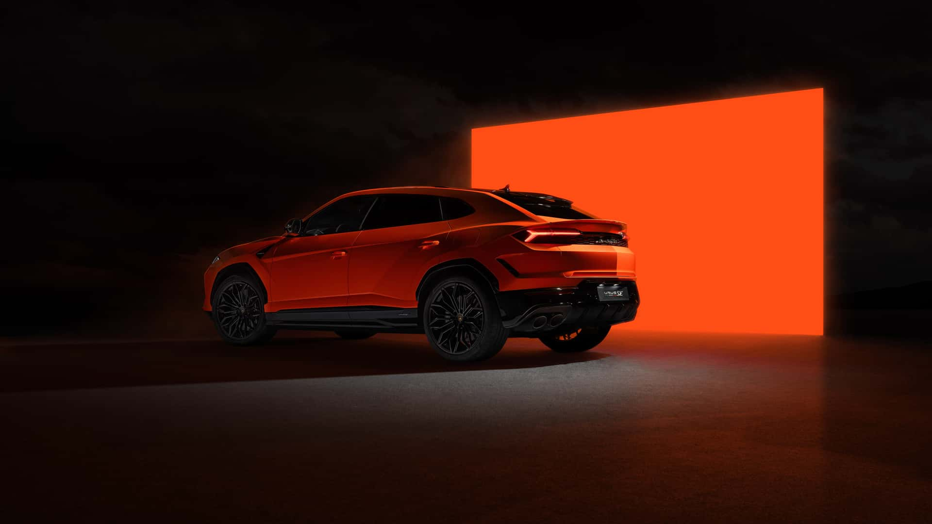 Lamborghini Urus SE: Super SUV Plug-in Hibrid Pertama