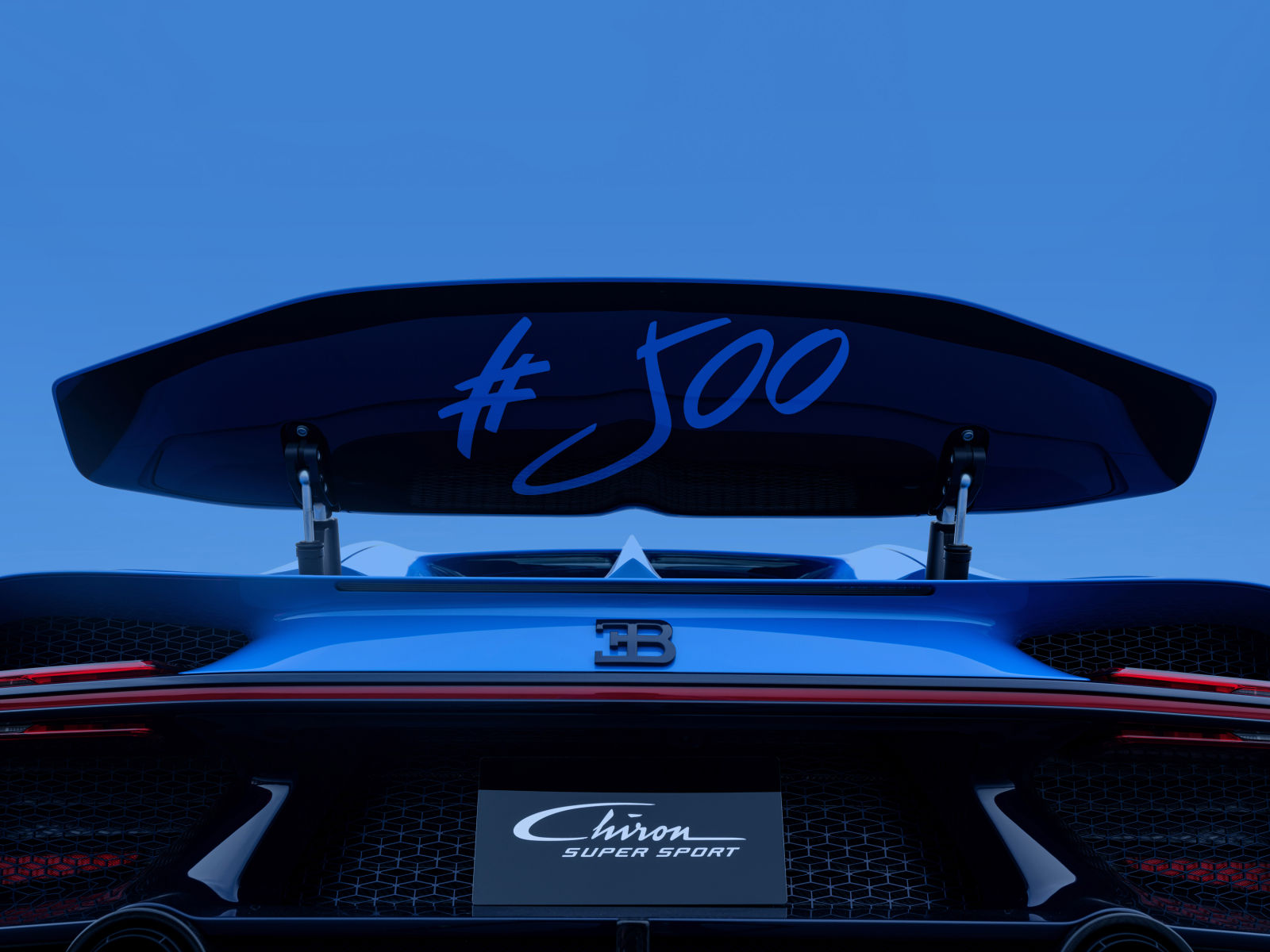 Bugatti Chiron L’Ultime: Chiron Super Sport Terakhir