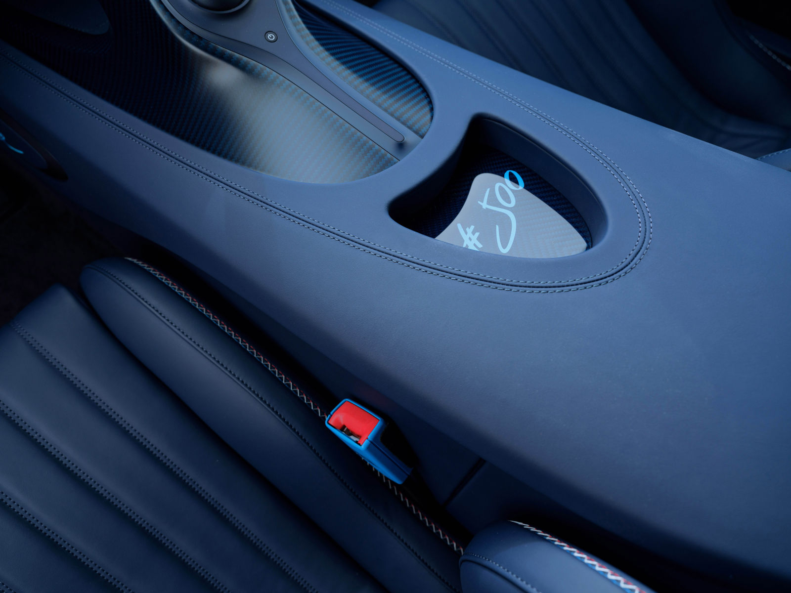 Bugatti Chiron L’Ultime: Chiron Super Sport Terakhir