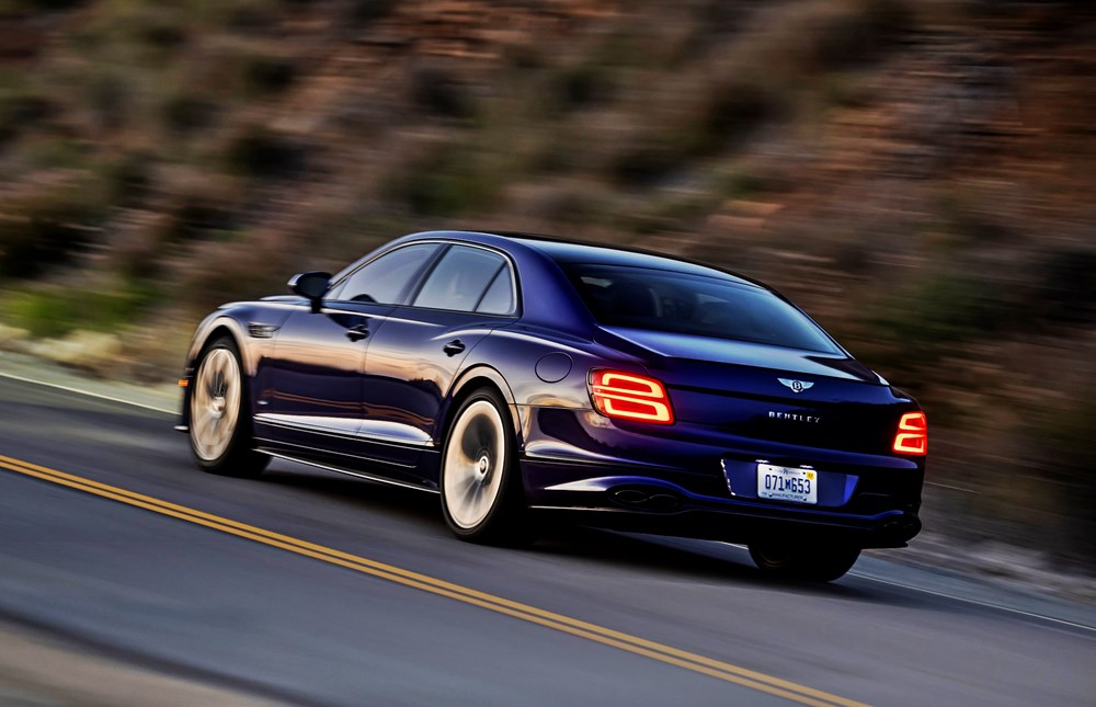 Bentley Asia Pacific Retires the V8 From the Continental GT, GTC and Flying Spur