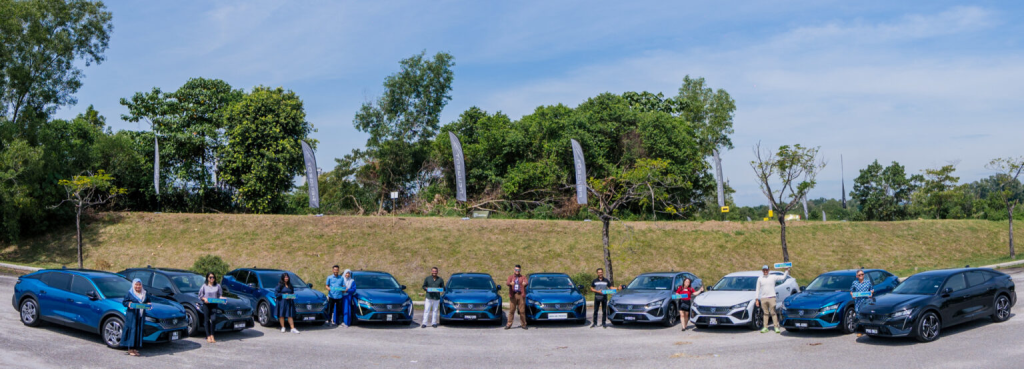 Peugeot Malaysia Menyampaikan 408 Baharu kepada 10 Pemilik Pertama di Malaysia