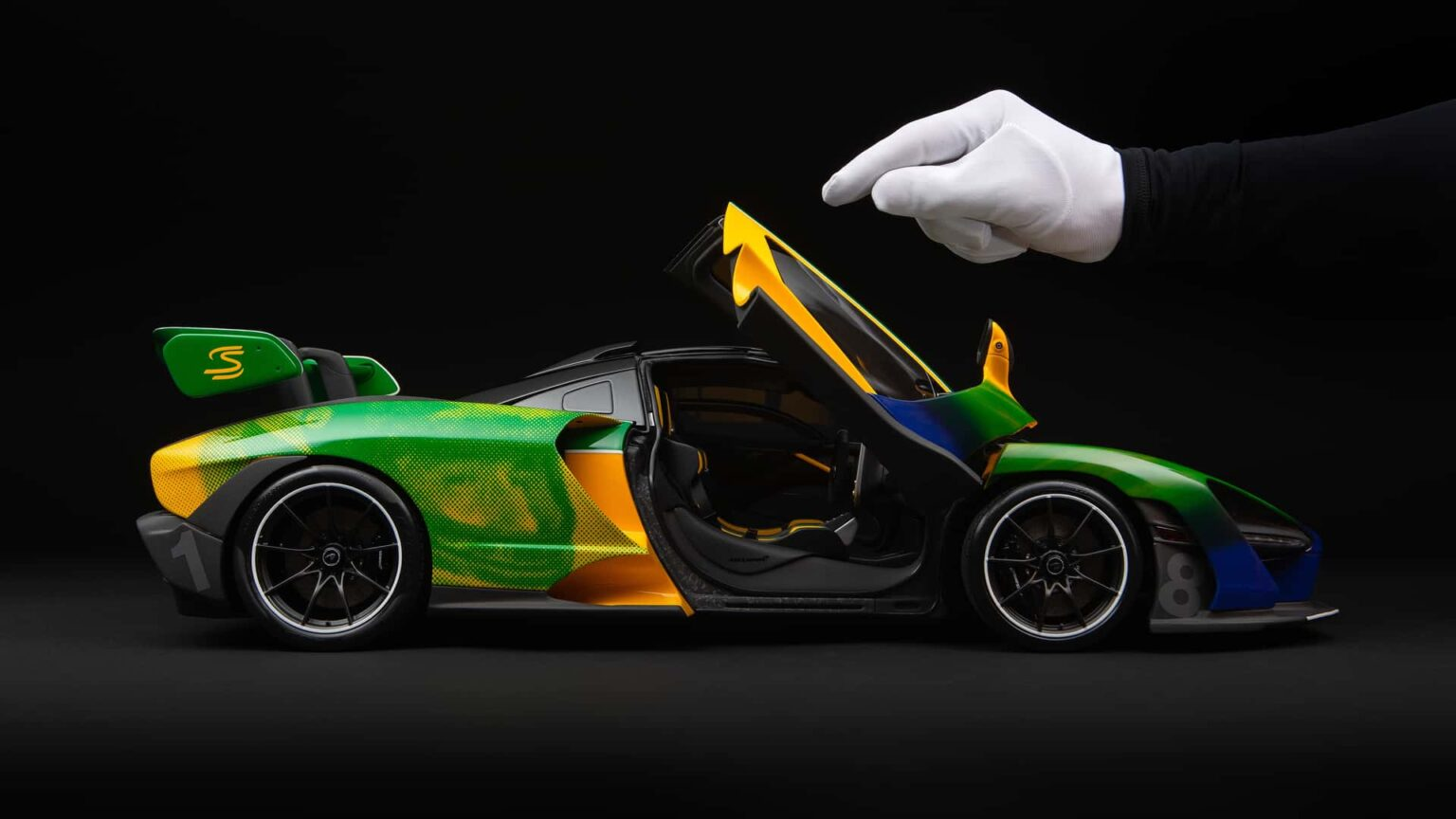 McLaren Memberi Penghormatan kepada Ayrton Senna dengan Livery Khas