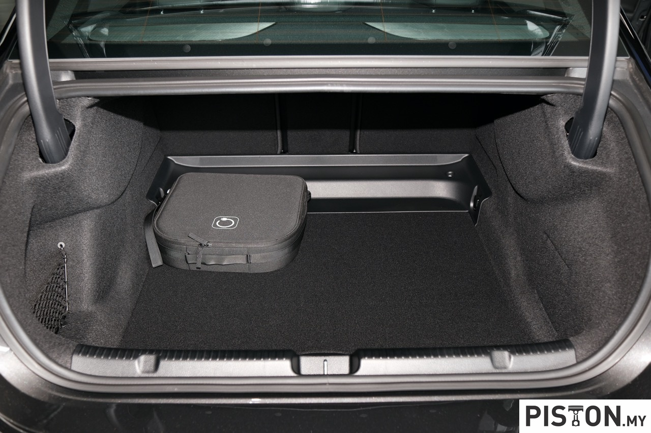 Mercedes-Benz Malaysia Melancarkan Empat Varian EQE Baharu