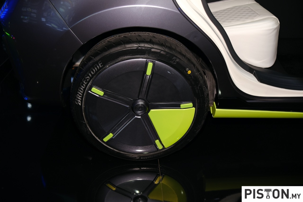 Prototaip Perodua EMO-1 Dipamerkan – Bateri 55.7kWj, 160hp, 220Nm Tork