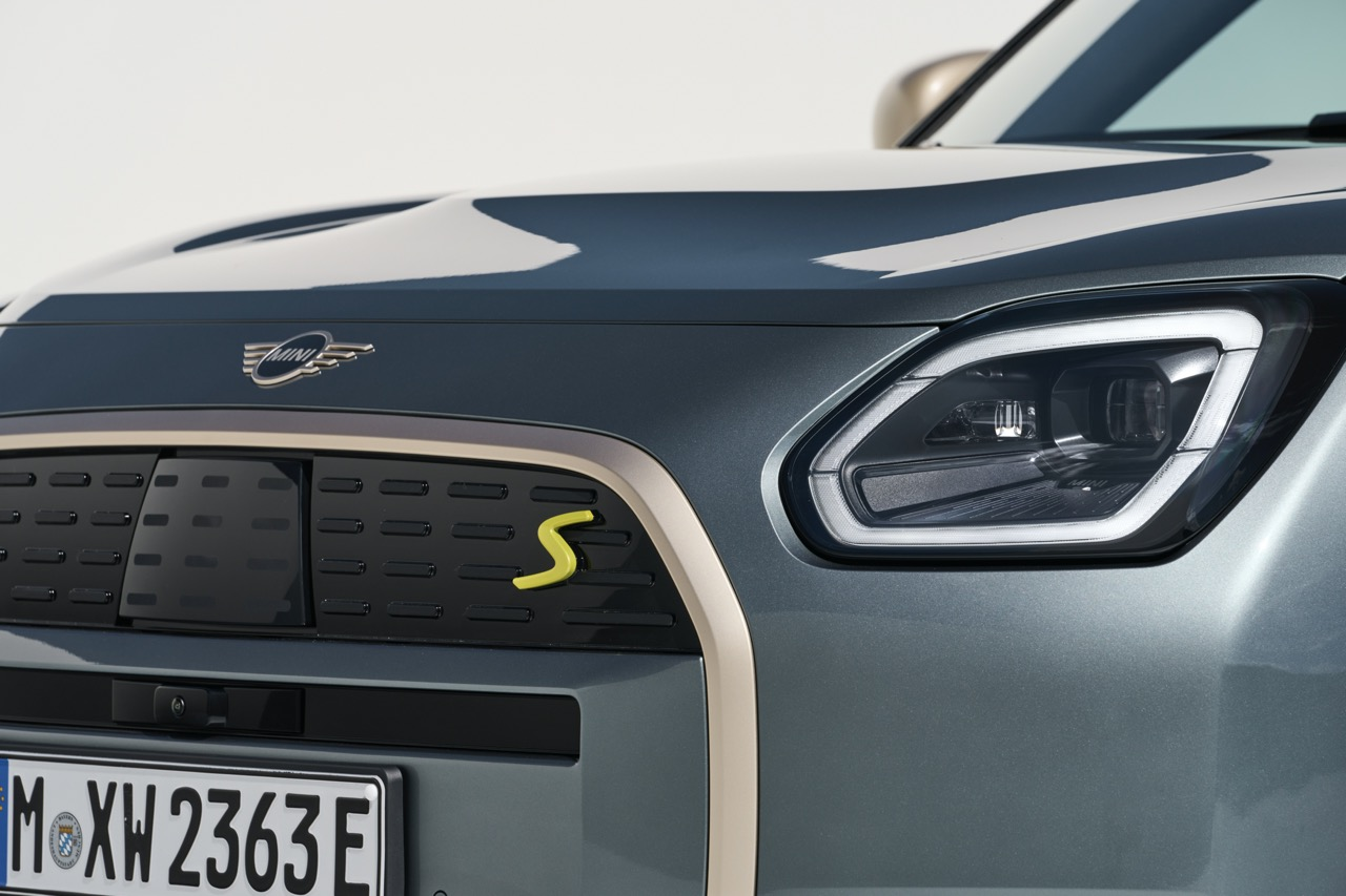 MINI Malaysia Memperkenalkan Tiga Model Ikonik Baharu