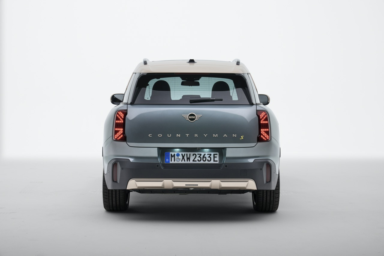MINI Malaysia Memperkenalkan Tiga Model Ikonik Baharu