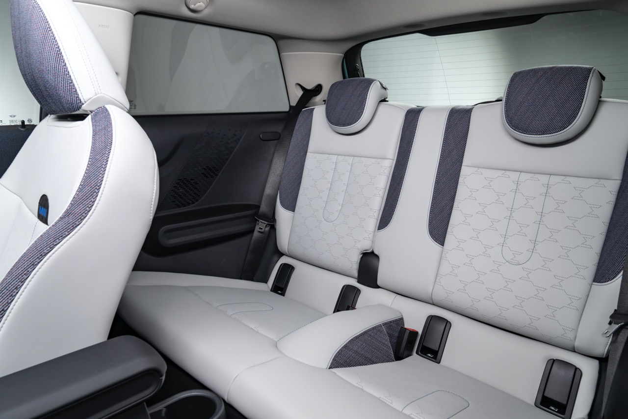 MINI Malaysia Memperkenalkan Tiga Model Ikonik Baharu