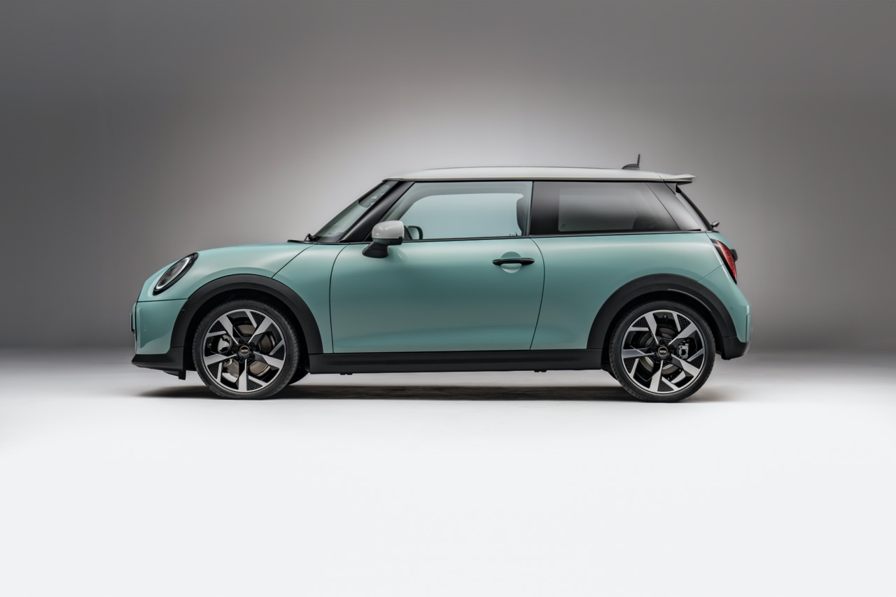 MINI Malaysia Unveils Three New Iconic Models at Malaysia Autoshow 2024