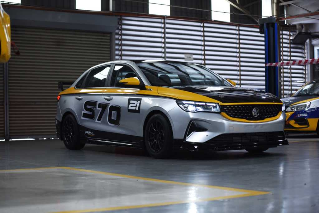 Proton Akan Pamerkan Kereta Lumba S70 R3 di Malaysia Autoshow 2024