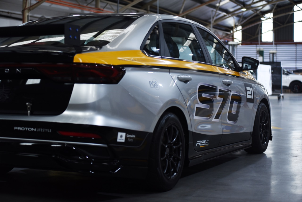 Proton Akan Pamerkan Kereta Lumba S70 R3 di Malaysia Autoshow 2024