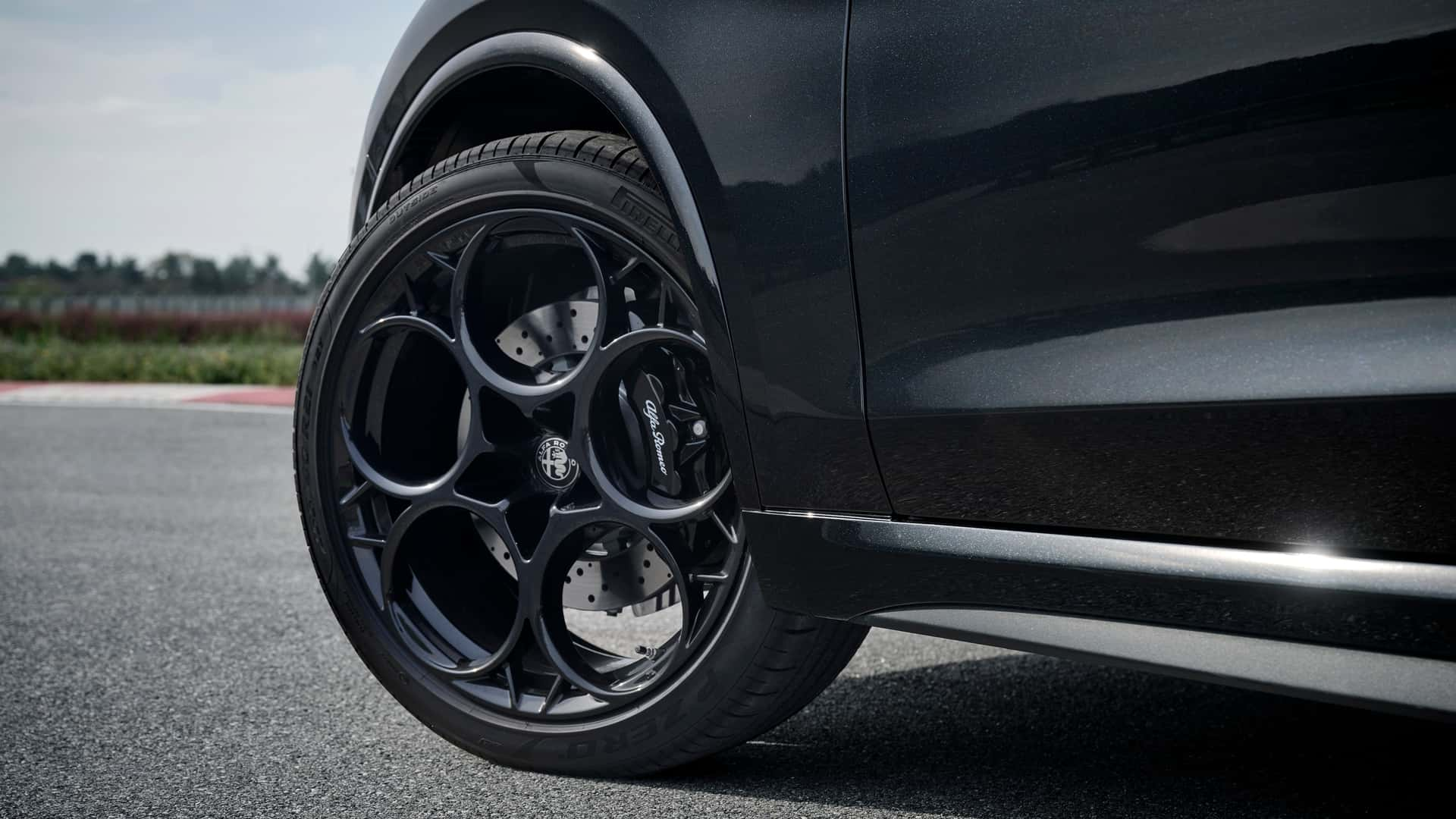 Alfa Romeo Super Sport: Edisi Khas Giulia dan Stelvio Quadrifoglio