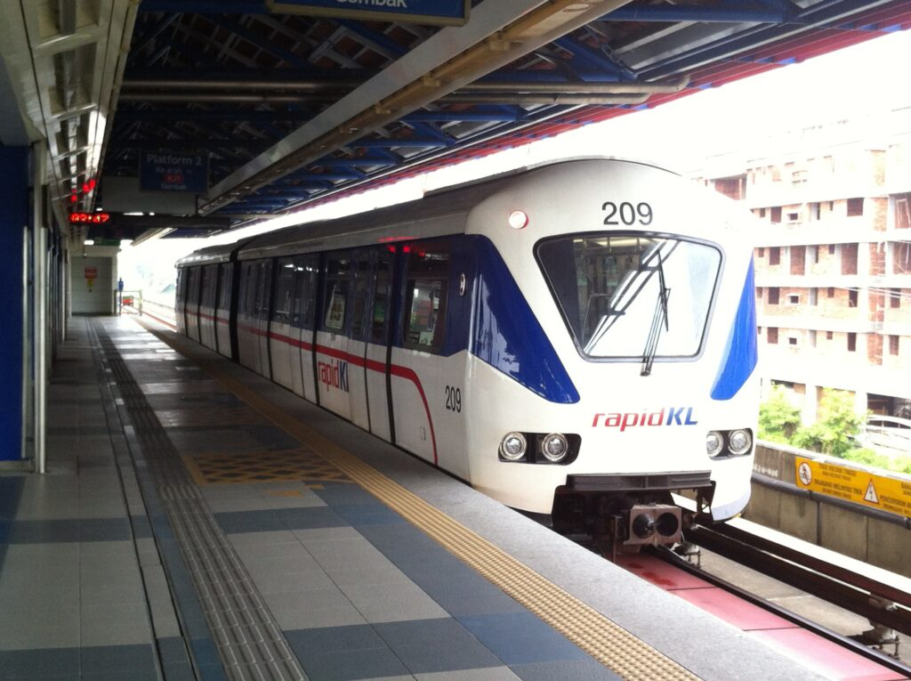 Analisis Perbandingan Mendedahkan Kos LRT dan Infrastruktur ART di Johor