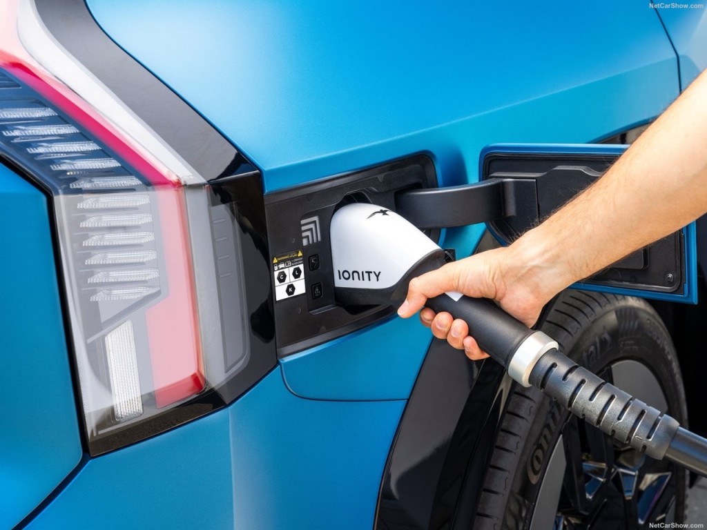 Malaysia Accelerates EV Adoption with 268 New Charging Points