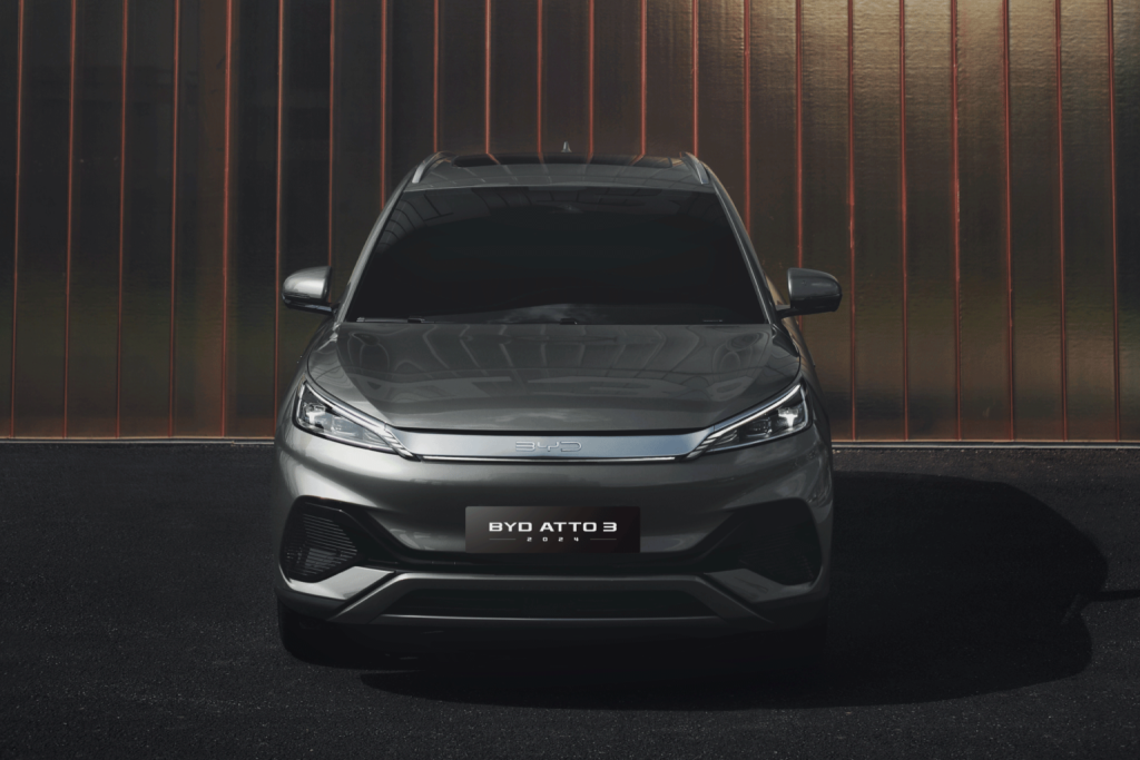 BYD Atto 3 2024 Dilancarkan Dengan Harga RM150K – Dalaman “Black-Dark Blue” Baharu