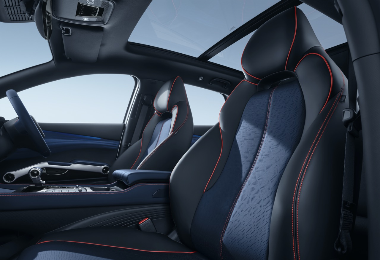 BYD Atto 3 2024 Dilancarkan Dengan Harga RM150K – Dalaman “Black-Dark Blue” Baharu