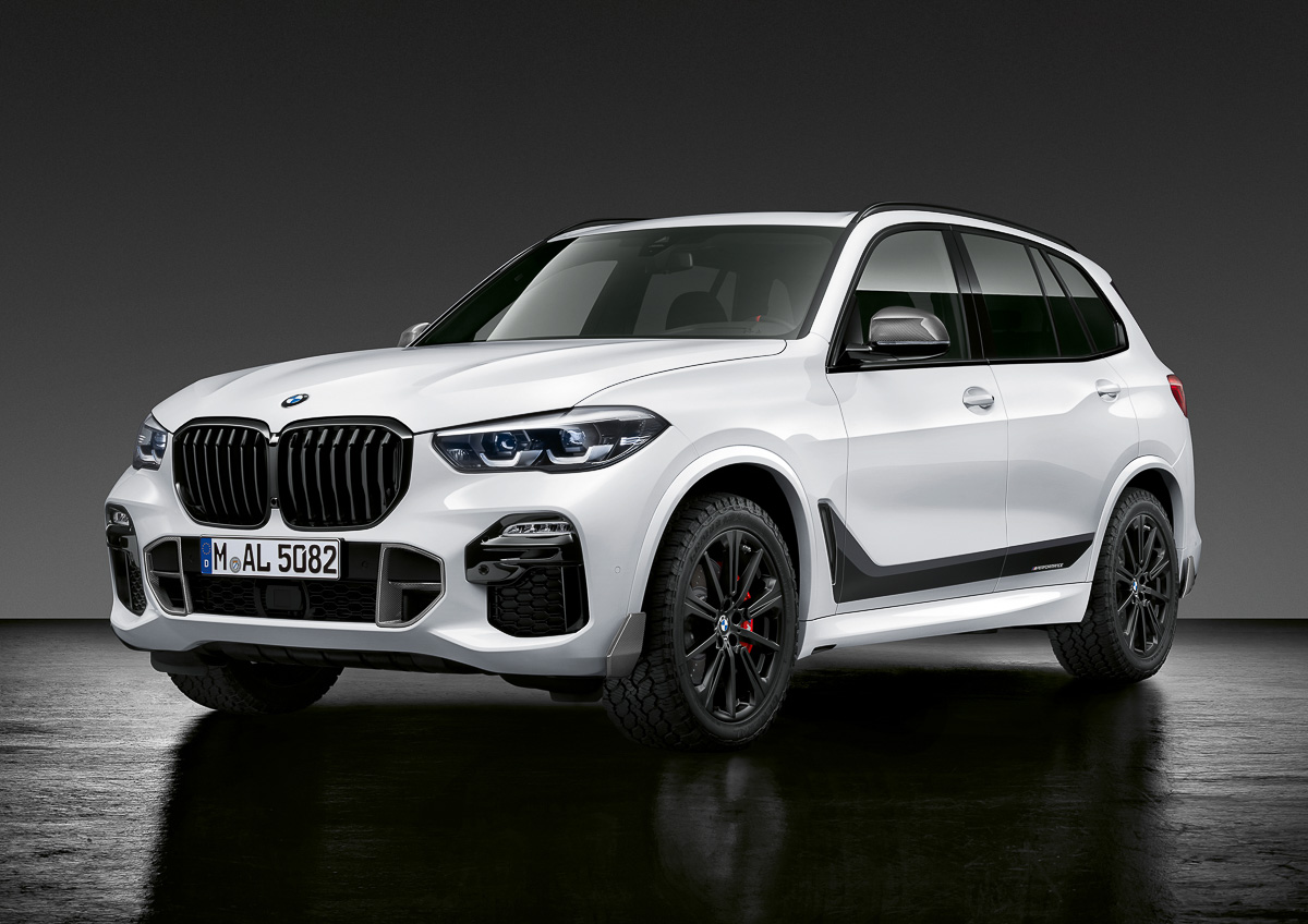 BMW Drops the “i” From Its ICE Models After 50 Years