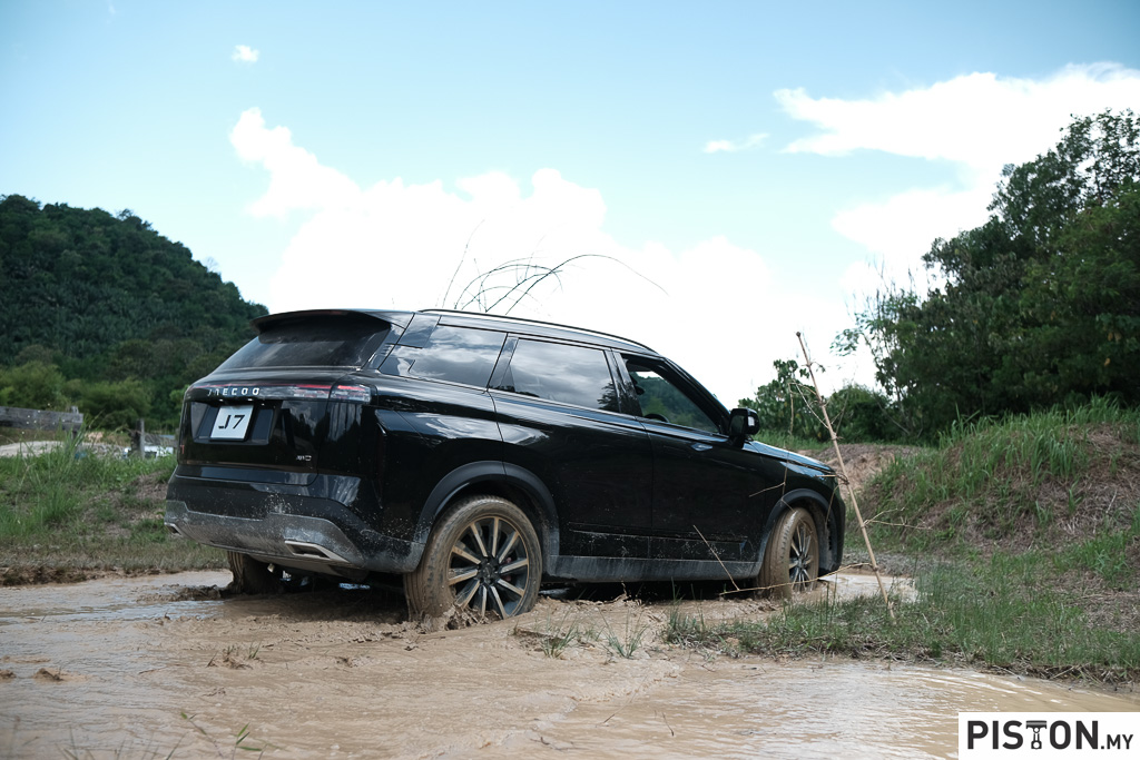 Review: Jaecoo J7 AWD – Brawn and Beauty in a Muscular Package