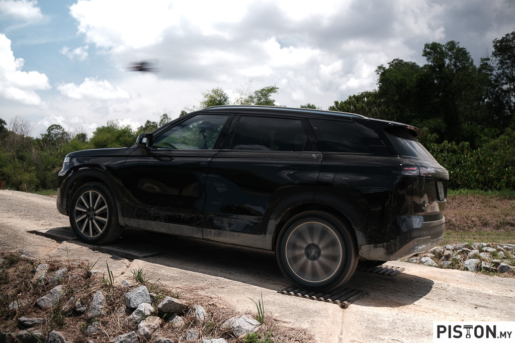 Review: Jaecoo J7 AWD – Brawn and Beauty in a Muscular Package