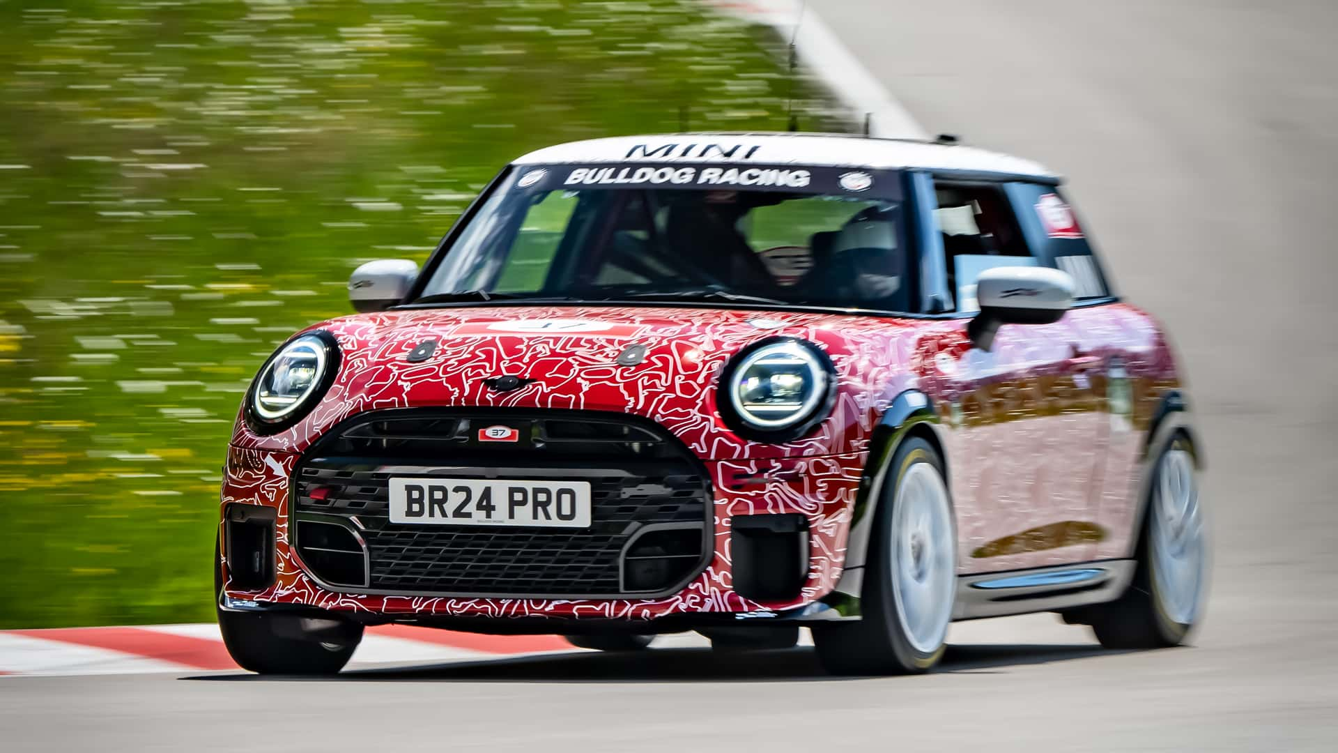 Mini John Cooper Works Baharu Akan Membuat Debut pada 24h Nurburgring Tahun Ini