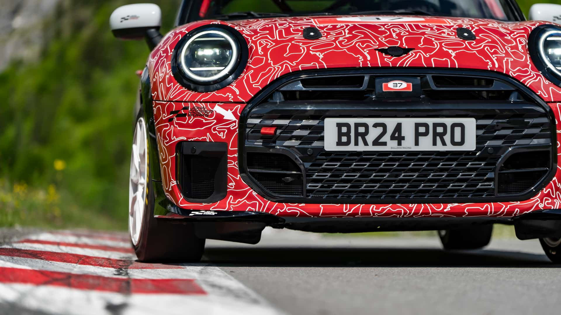 Mini John Cooper Works Baharu Akan Membuat Debut pada 24h Nurburgring Tahun Ini