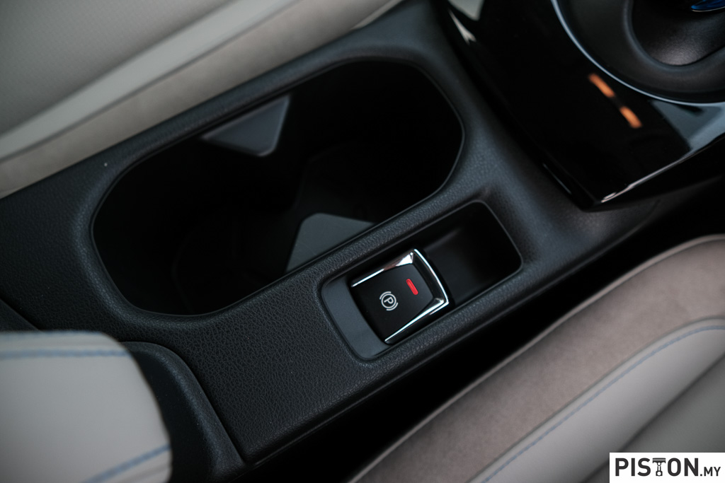 Review: Nissan Leaf – Why Buy An EV When You Can Lease One?