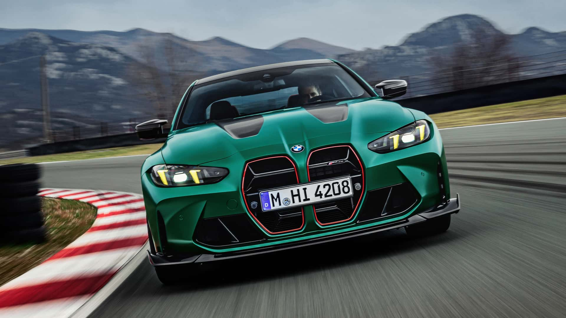 BMW M4 CS Baharu: 0-100km/j dalam 3.2 saat, 302km/j Kelajuan Tertinggi