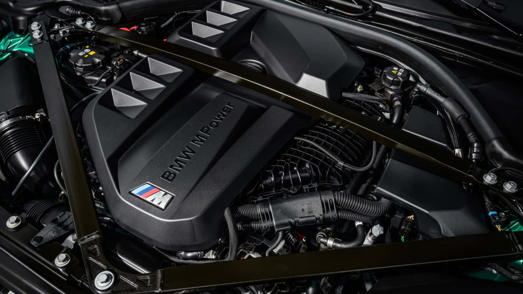 BMW M4 CS Baharu: 0-100km/j dalam 3.2 saat, 302km/j Kelajuan Tertinggi