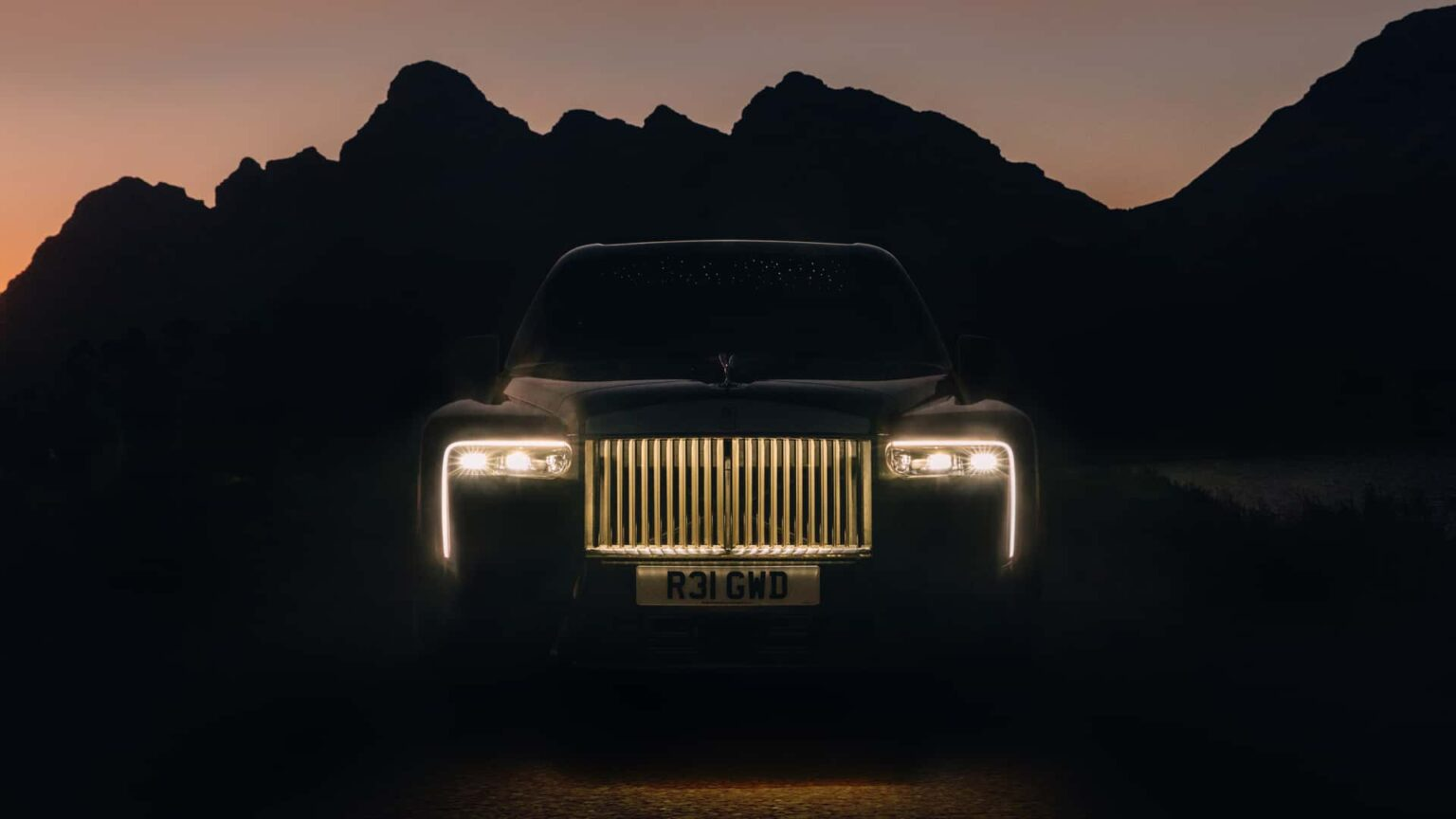 Rolls-Royce Memperkenalkan Cullinan Series II dengan Varian Black Badge