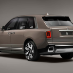 Rolls-Royce Memperkenalkan Cullinan Series II dengan Varian Black Badge