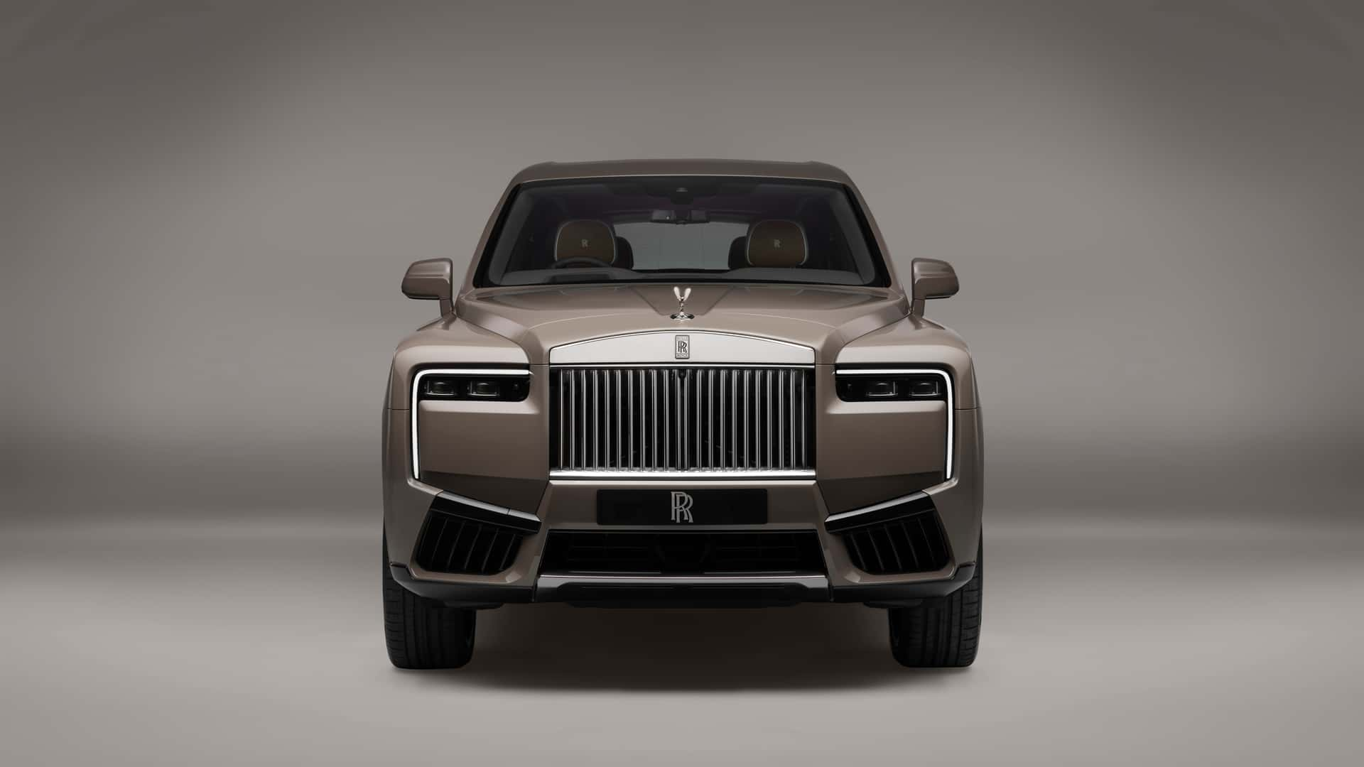 Rolls-Royce Memperkenalkan Cullinan Series II dengan Varian Black Badge