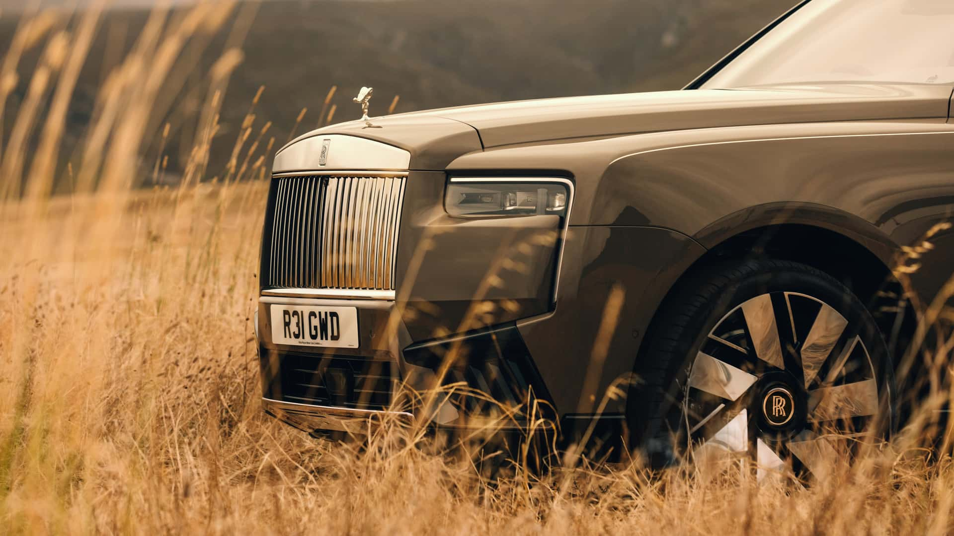 Rolls-Royce Memperkenalkan Cullinan Series II dengan Varian Black Badge