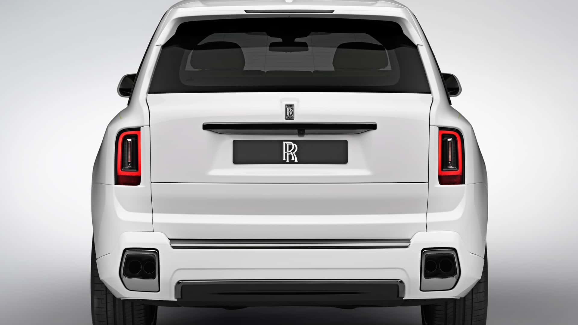 Rolls-Royce Memperkenalkan Cullinan Series II dengan Varian Black Badge