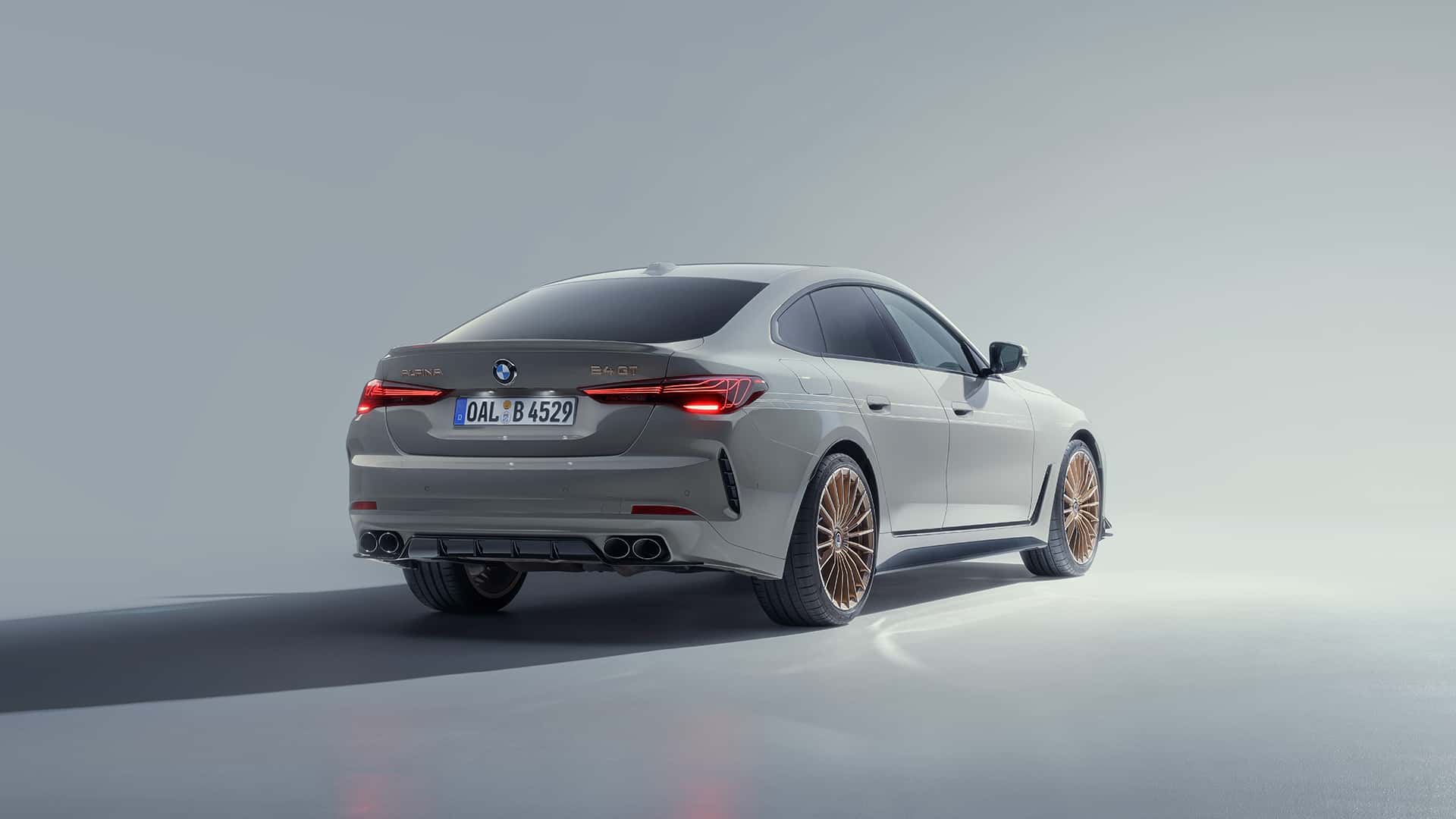 Alpina Memperkenalkan Versi GT untuk Model BMW B3 dan B4