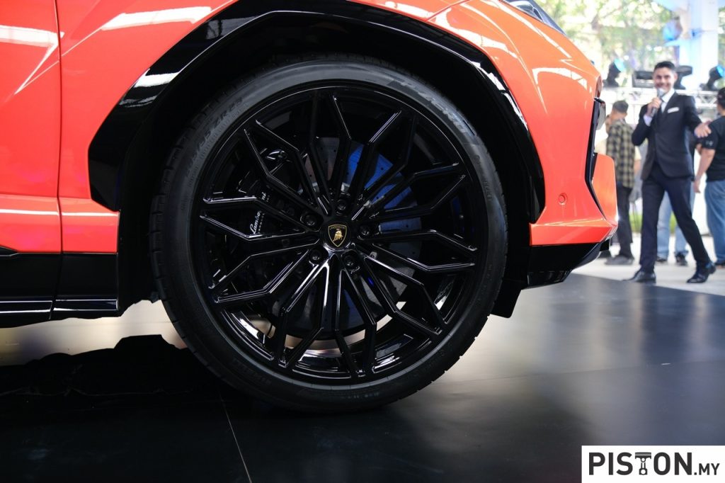 Lamborghini Urus SE Dilancarkan Secara Rasmi di Malaysia – RM1,028,000 Sebelum Duti, Cukai dan Penyesuaian