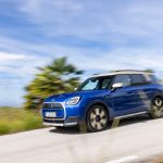 Mini Meluaskan Barisan Kenderaan Elektrik dengan Countryman E Baharu