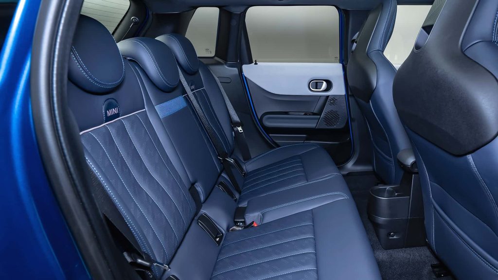 Mini Cooper 5 Door Baharu Menyertai Keluarga Mini dengan 204hp