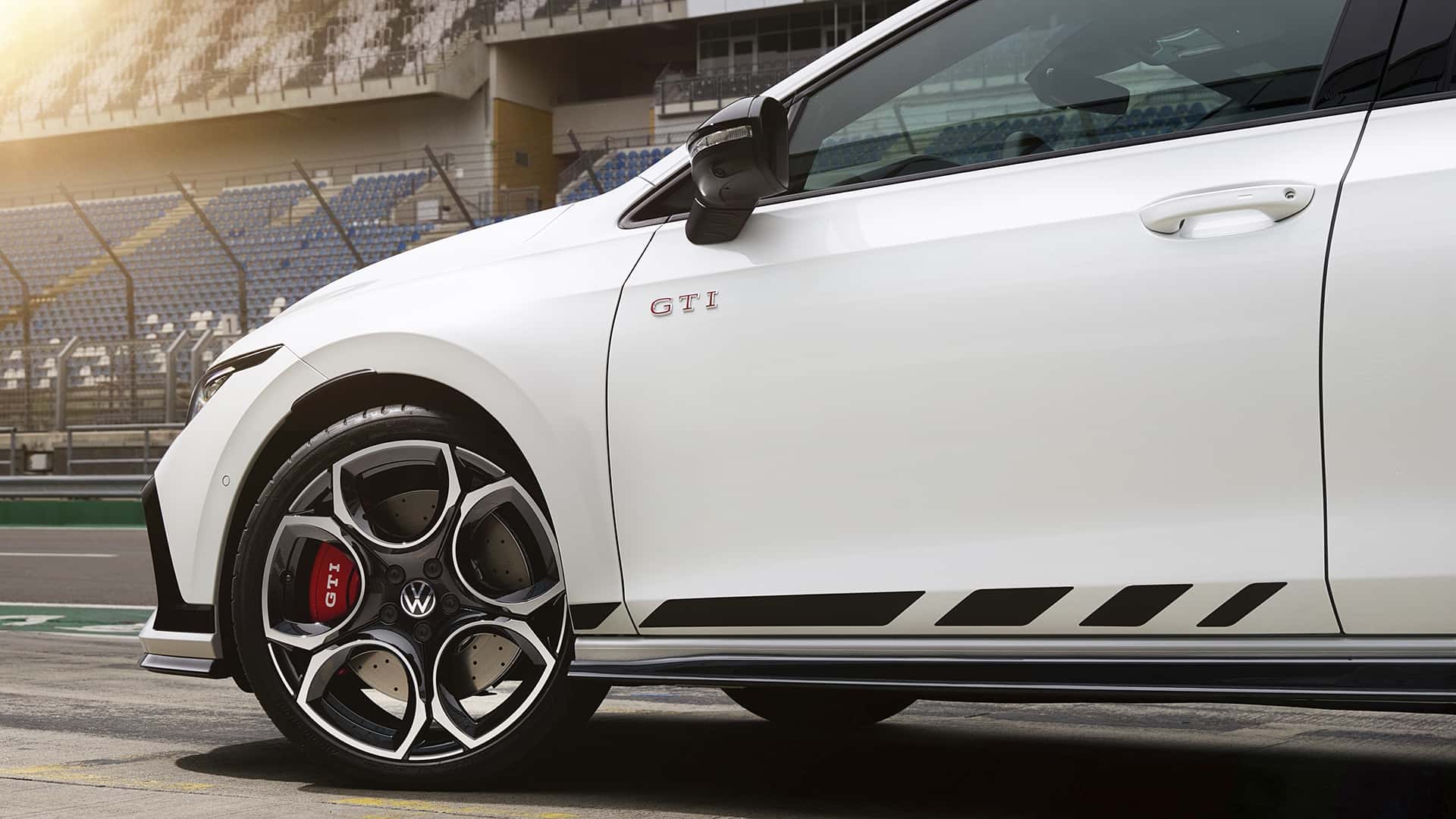 Volkswagen Golf GTI Clubsport Baharu: Lebih Pantas dan Lebih Agresif