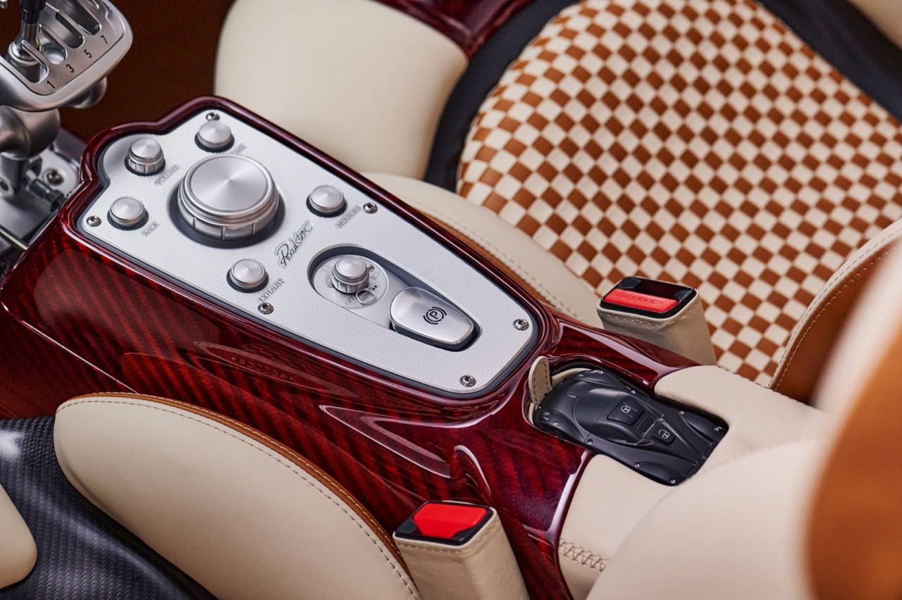 Pagani’s Latest Masterpiece: The Utopia Roadster