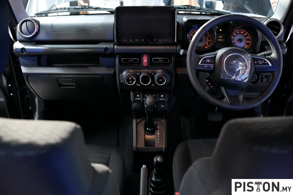 Suzuki Jimny 5 Pintu Dilancarkan Secara Rasmi – Harga Bermula dari RM199,950