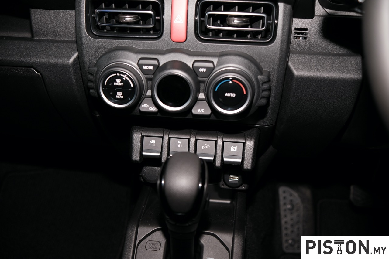 Suzuki Jimny 5 Pintu Dilancarkan Secara Rasmi – Harga Bermula dari RM199,950